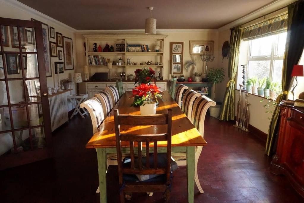 Innis House Insch Ngoại thất bức ảnh